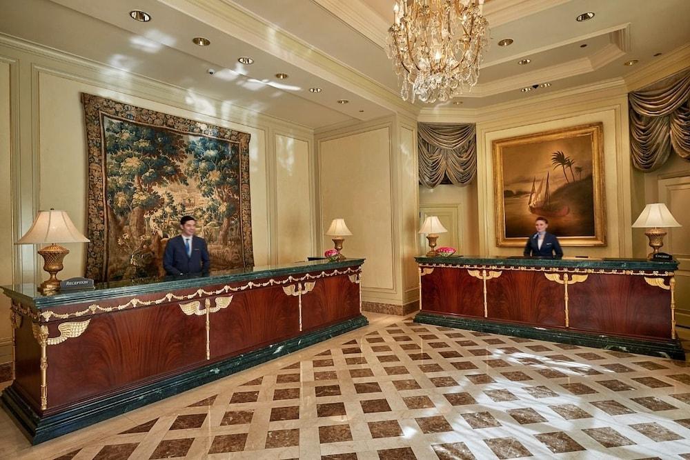 Four Seasons Cairo At The First Residence Giza Exterior foto The lobby of the Four Seasons Hotel
