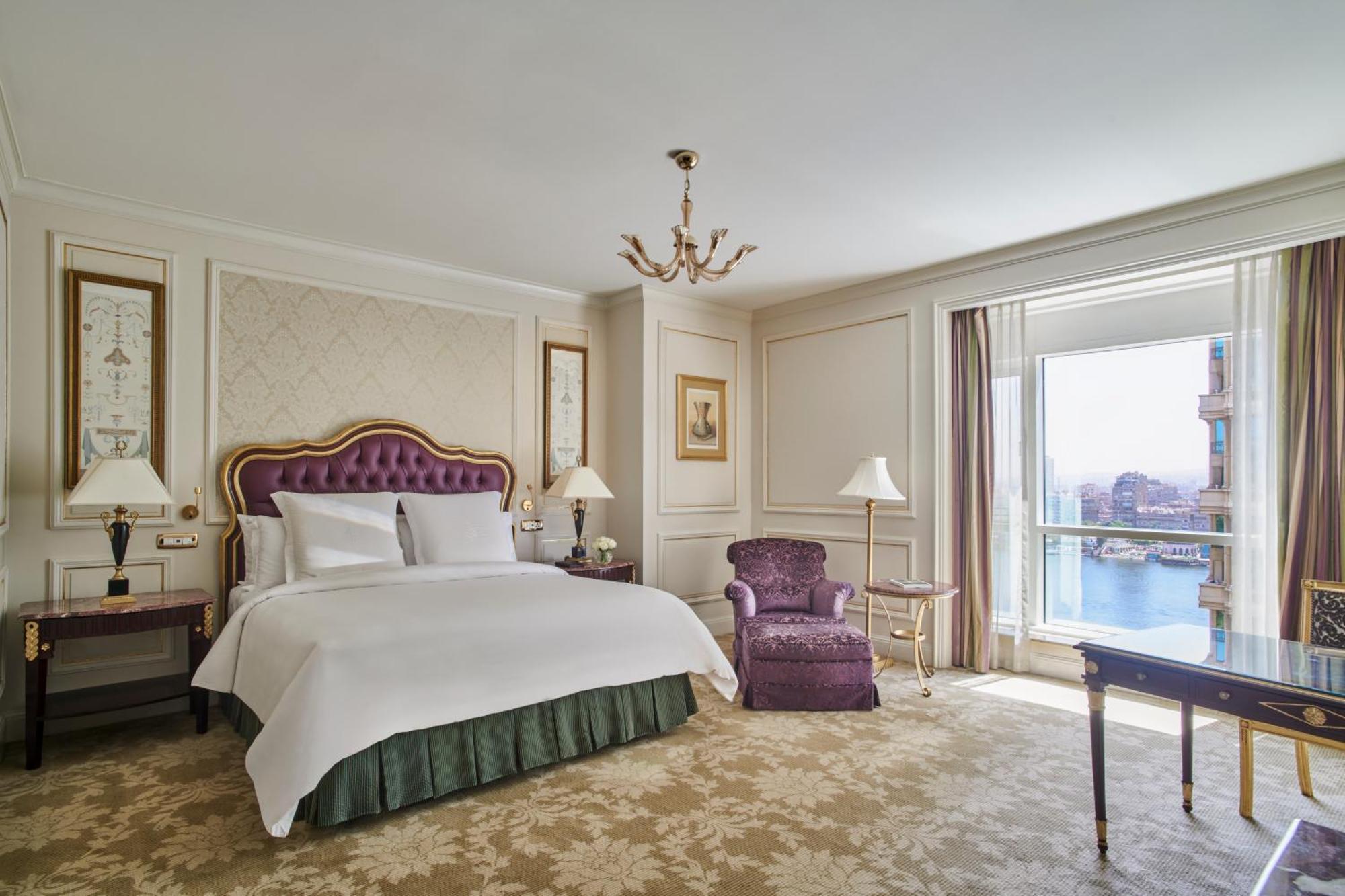 Four Seasons Cairo At The First Residence Giza Exterior foto A bedroom at the Four Seasons Hotel
