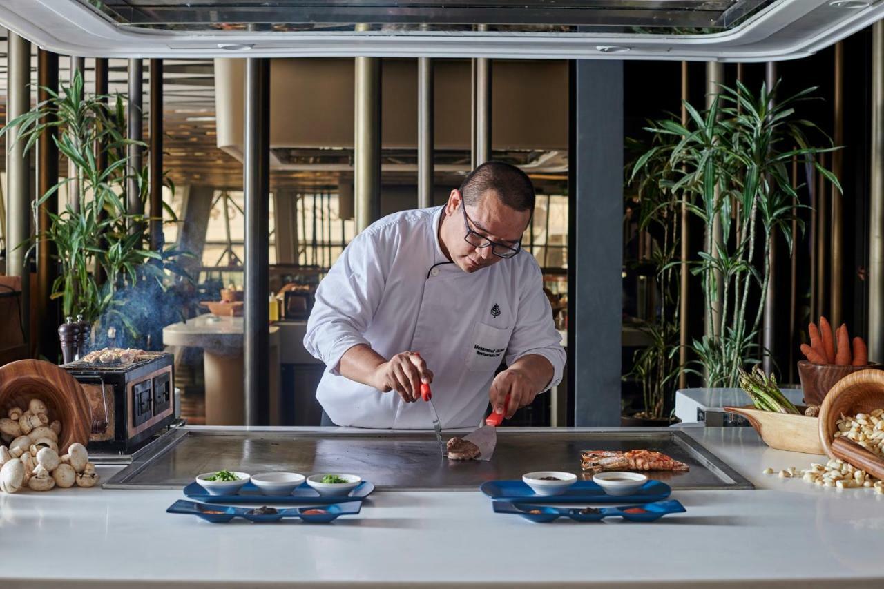 Four Seasons Cairo At The First Residence Giza Exterior foto Chef at work